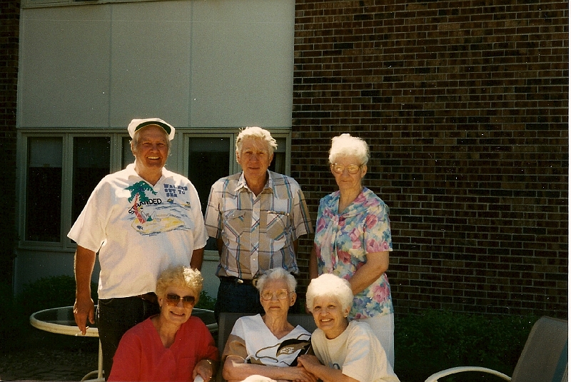1995 September - Chub, Larry, Verna, Lorraine, Mother, Carole.jpg